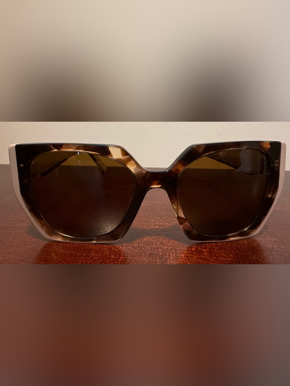 NWOT Prada PR 15WS sunglasses in the Caramel Tortoise / Powder Pink colorway
